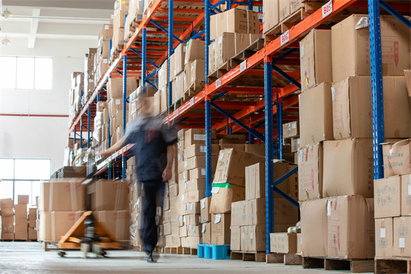 如何讓員工參與部門的規(guī)劃與決策？