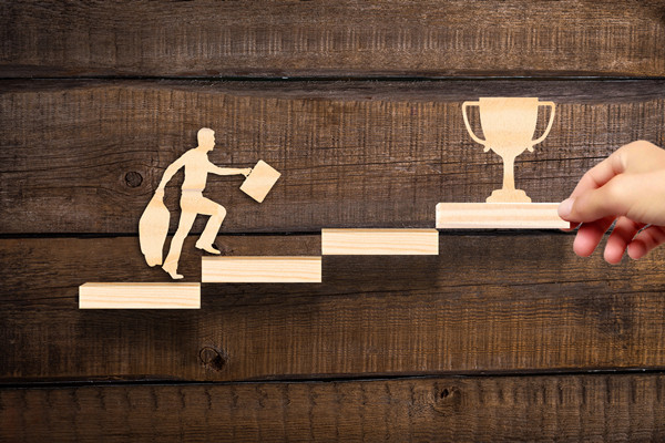 績(jī)效薪酬：?jiǎn)T工激勵(lì)的有效手段！