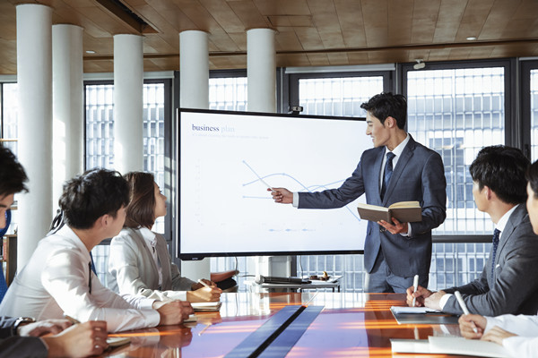 數(shù)據(jù)驅(qū)動的績效管理：用數(shù)據(jù)說話，科學(xué)決策