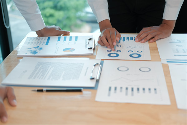 平衡計分卡：多維度評估，全面提升績效