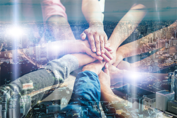 精準集團管控，提升企業(yè)核心競爭力，引領(lǐng)行業(yè)變革