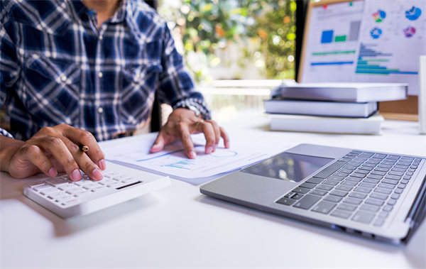 創(chuàng)新企業(yè)預(yù)算管理模式，優(yōu)化資源配置與決策流程