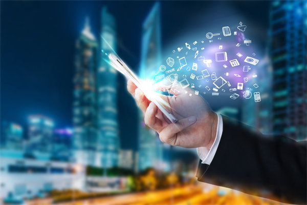 加強(qiáng)集團(tuán)管控信息化建設(shè)，提升決策支持與數(shù)據(jù)分析能力