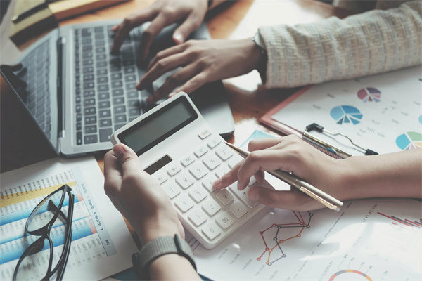 面對經(jīng)濟新常態(tài)，企業(yè)如何靈活調(diào)整預(yù)算策略？