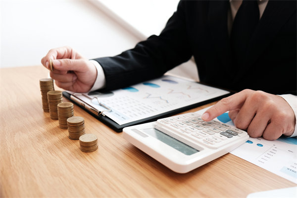 國際化企業(yè)如何跨地域制定公平合理的薪酬標(biāo)準(zhǔn)？