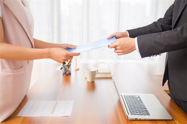 招聘過程中，如何平衡能力與潛力，篩選最佳候選人？