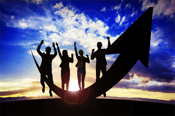 組織架構(gòu)混亂，效率極低，怎么規(guī)劃才能讓企業(yè)重?zé)ㄉ鷻C(jī)？