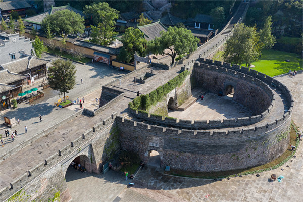 臺州精益生產(chǎn)咨詢公司怎樣幫企業(yè)降低生產(chǎn)成本、提升效益？