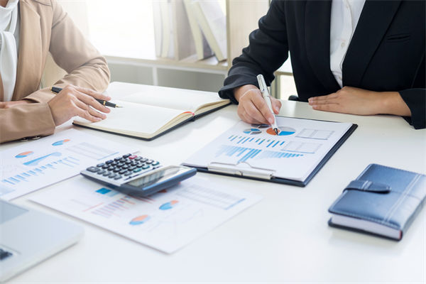 央行5月7日宣布降準降息，對企業(yè)薪酬績效的啟示