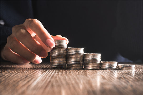 薪酬績效分析：多家大行下調(diào)存款利率，1年期下破1%