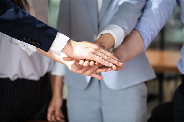 新老員工文化沖突不斷，企業(yè)文化怎樣實(shí)現(xiàn)融合傳承？