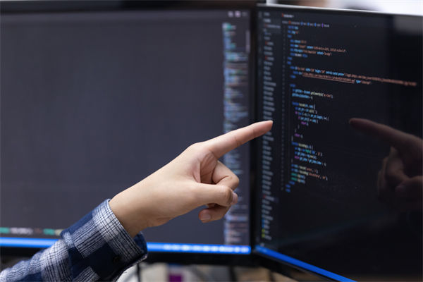 數(shù)據(jù)泛濫成災(zāi)難利用？企業(yè)數(shù)字化轉(zhuǎn)型如何打通任督二脈？