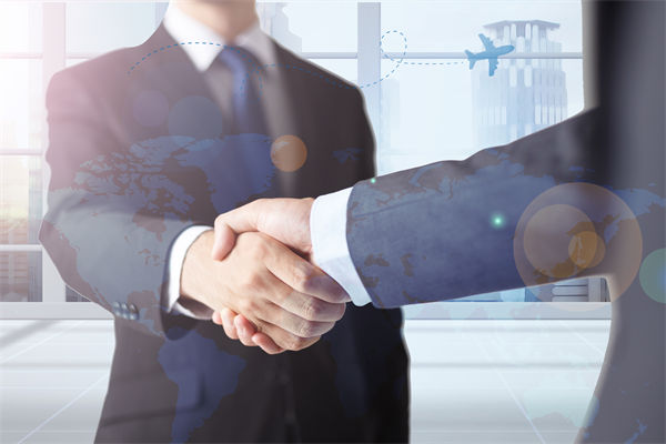 關(guān)聯(lián)企業(yè)戰(zhàn)略分析：一個(gè)小縣城攬到了德國電動車生意