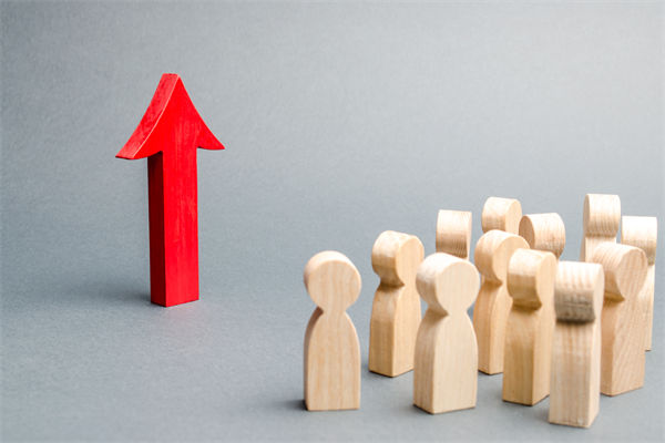 調(diào)薪機制長期滯后市場，企業(yè)怎樣避免人才隱性流失？